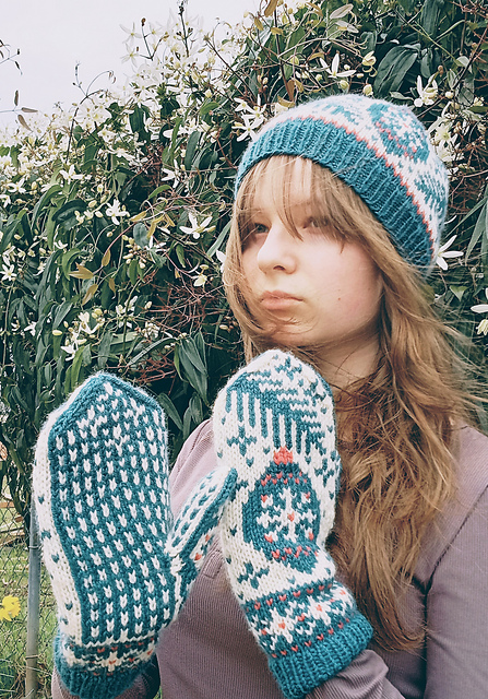 Merry Christmas Hat and Mittens