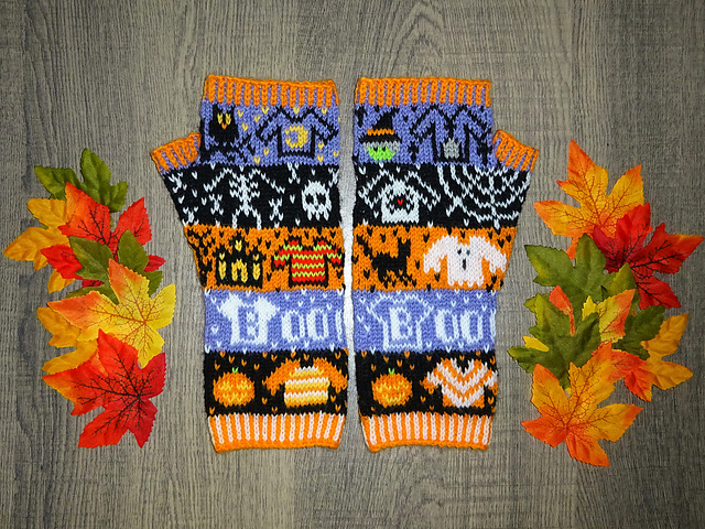 Sweater Weather Mitts Halloween MKAL