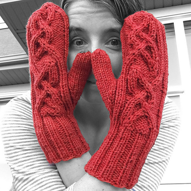 Triquetra Mittens