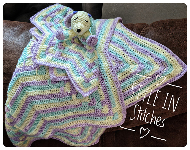 Reversible Star Ripple Blanket