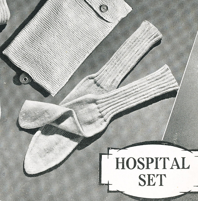Heel-less bed socks