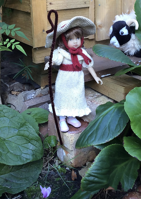 Kate Greenaway dress for doll