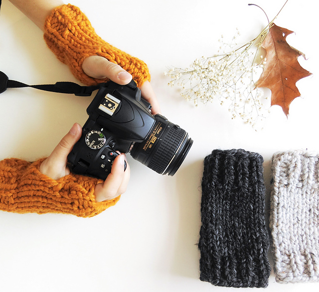 Chunky Fingerless Gloves