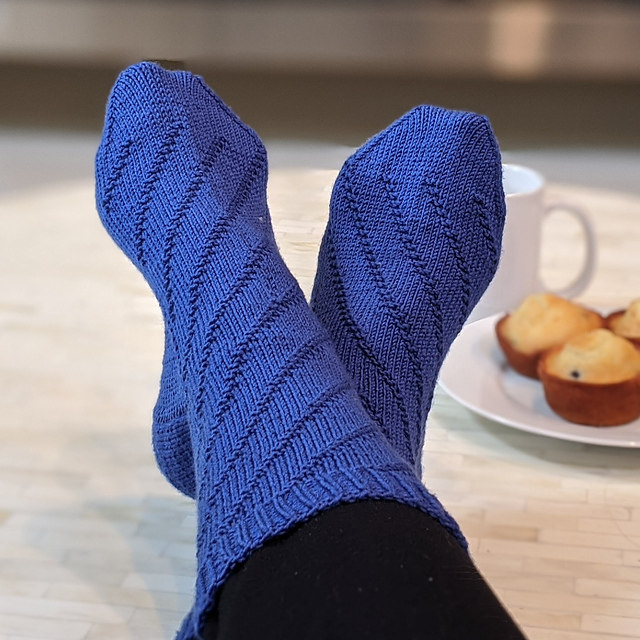 Easy Knit Spiral Socks