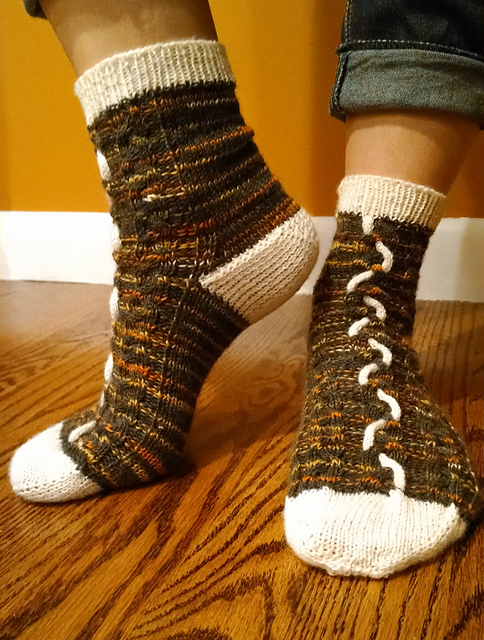 Braided Cable Trail Toe Up Socks