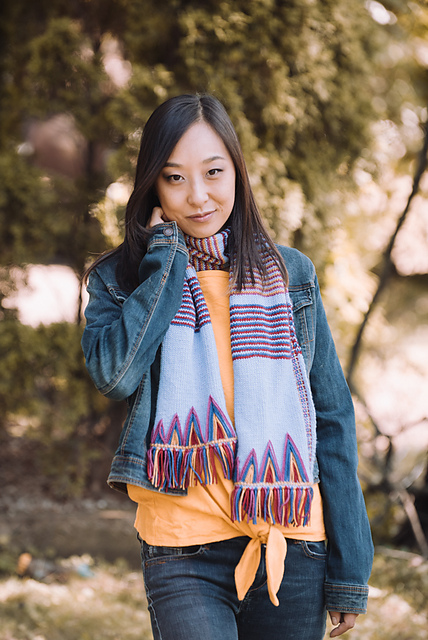 Peak My Interest Scarf