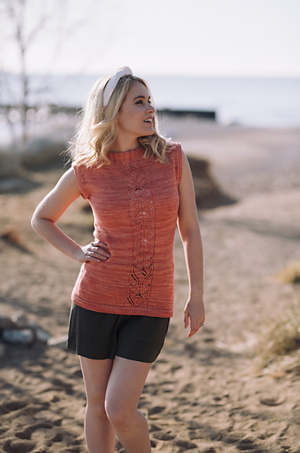 Ellie Tee