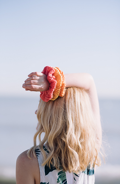 Cali Coast Scrunchies: Knit Lace Scrunchie
