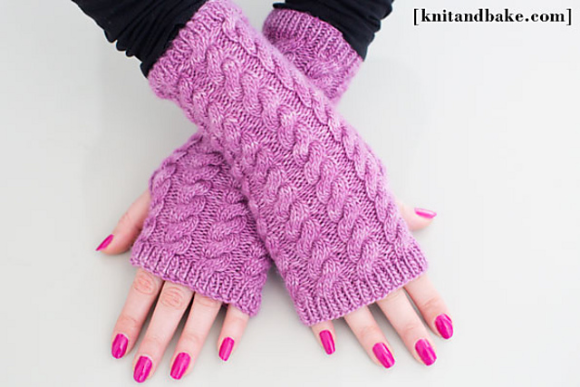 Cabled Fingerless Gloves