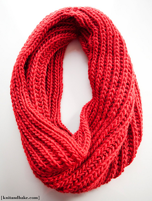 Chunky brioche stitch cowl