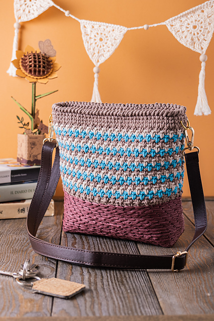 Raffia & cotton shouder bag "Natural Melody""
