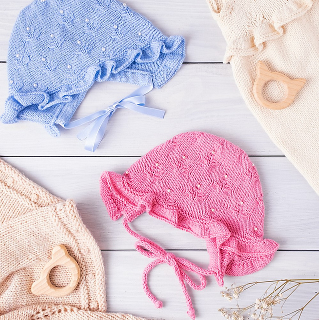 Bonnet "Lotus flower"