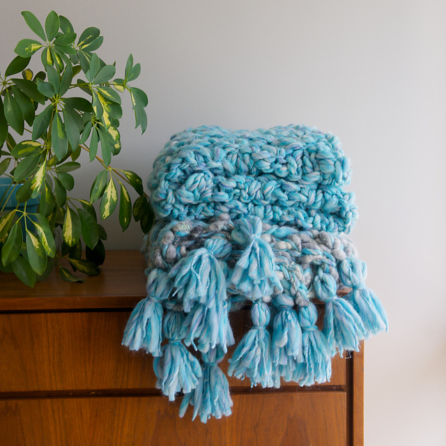 Snuggle Up Tassel Blanket