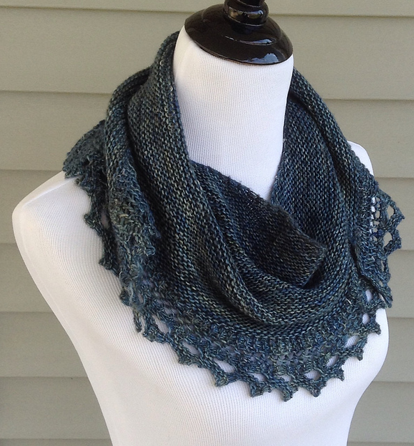 Mashpee Shawlette