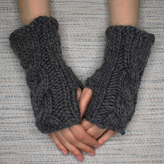 Greenwich Wrist Warmers