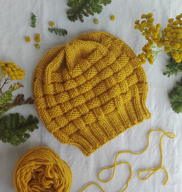Basket hat