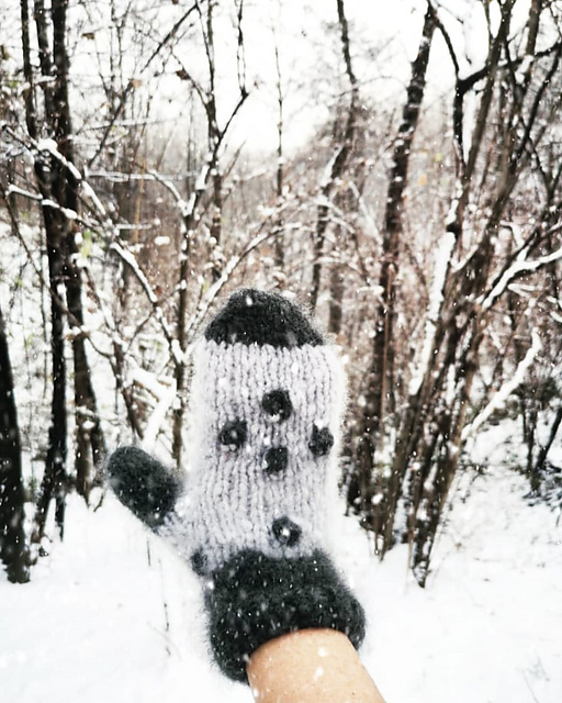 Snowballs Mittens