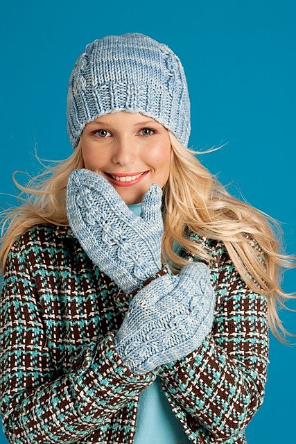 #27 Leaf Mittens