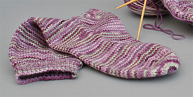 Sock with Round Toe Shaping