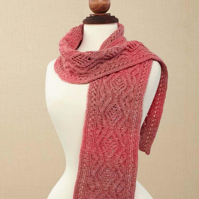 Marcelina Cabled Scarf