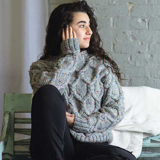 archivio タートルネック ウールニットセーター てんとう虫 ボーダー柄 Ravelry: Ashlee Cabled Sweater pattern by Lion Brand Yarn