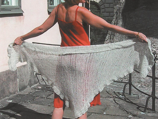 Shawl in Victorian Style