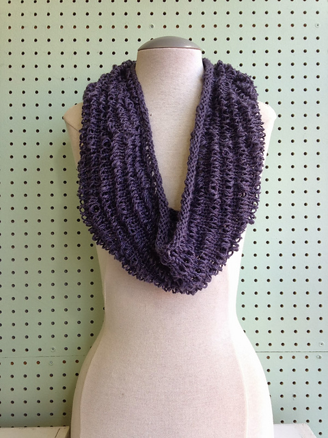 Dropped Stitch Spring Cowl