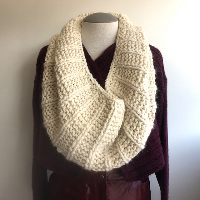 Urchin Cowl