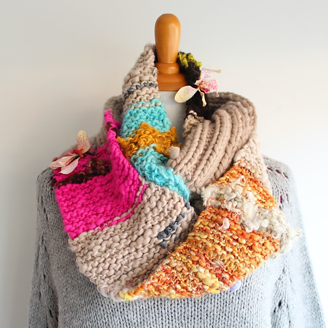 Handspun Art Yarn Cowl