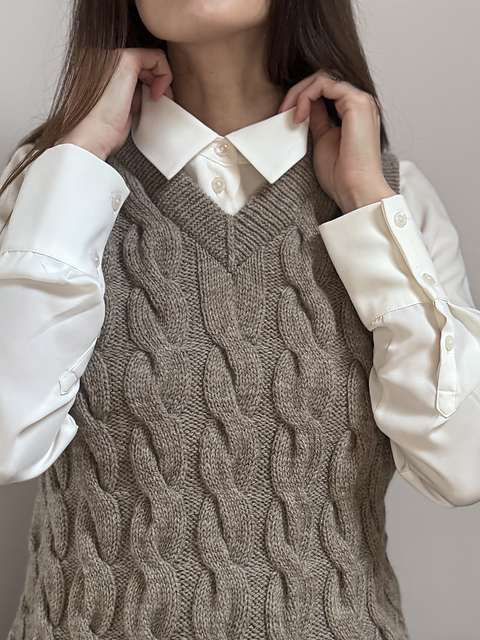 Knitonomy Grayling Vneck Vest
