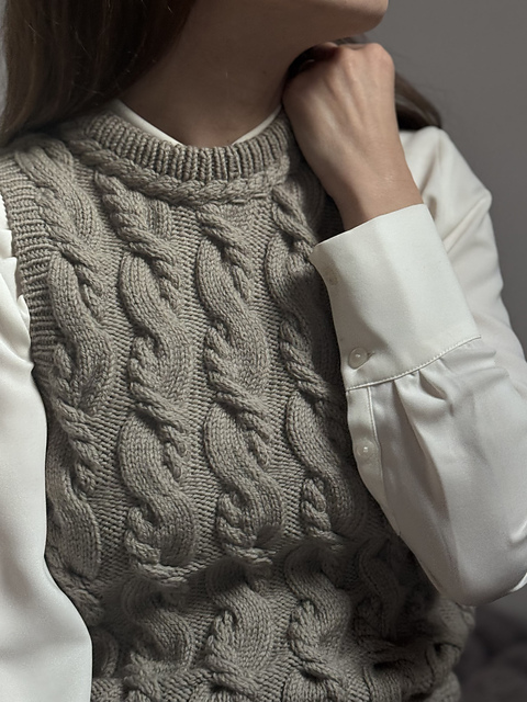 The Knitonomy Laurel Vest