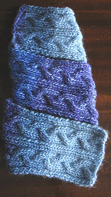 Offset Cables Ombre Scarf