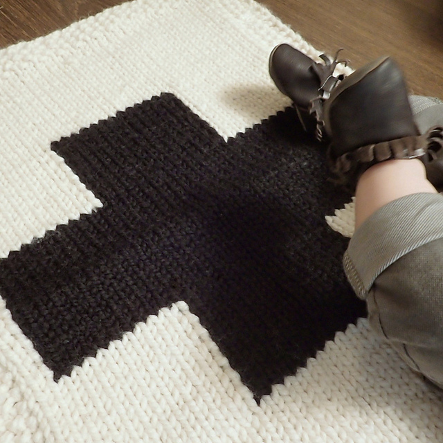 Pip & Pin's Swiss Cross Baby Blanket