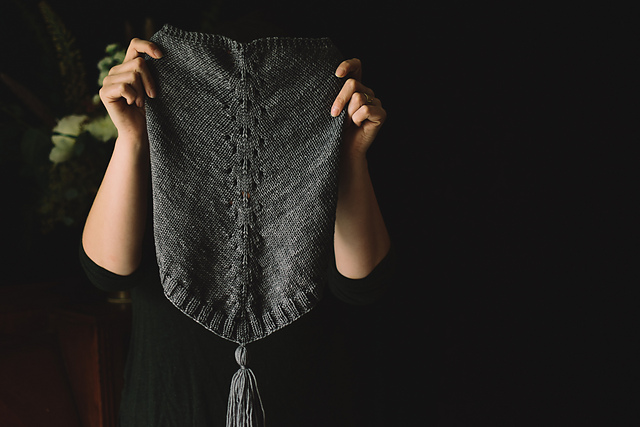 Whitethorn Cowl