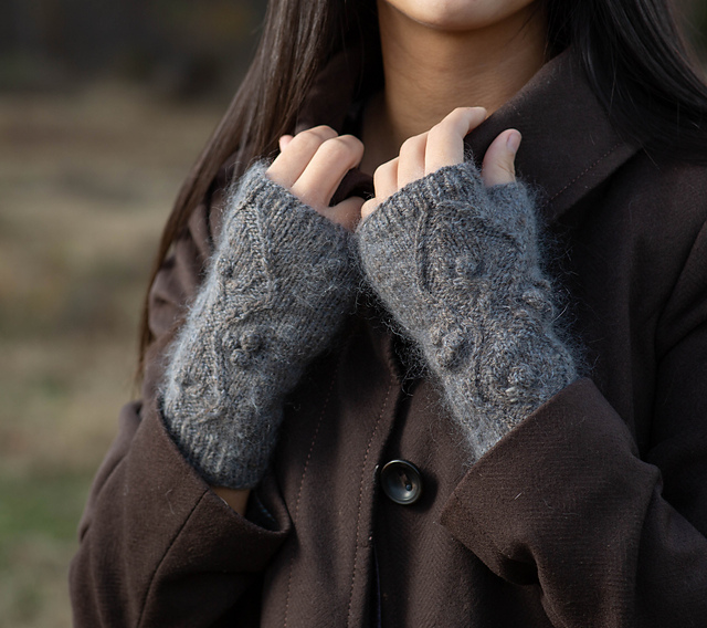Calla Mitts