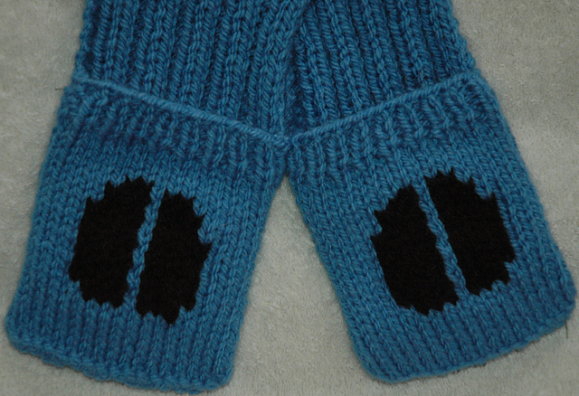 Aran – Pig / Giraffe Hoof Print Scarf