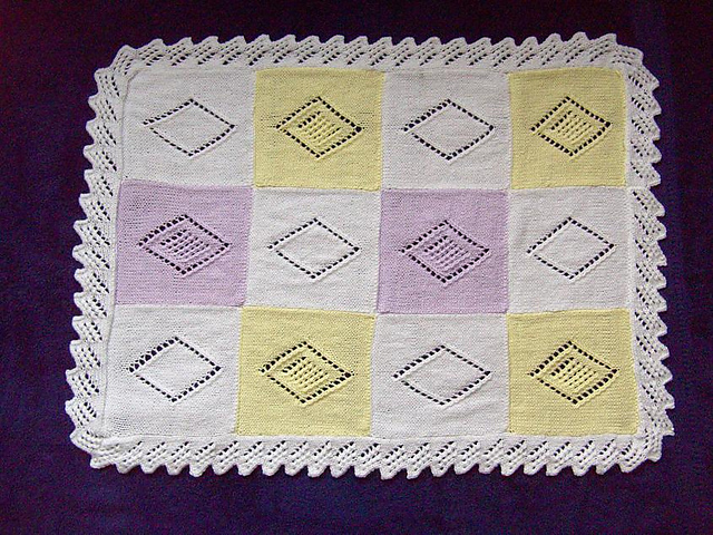 DK – Baby Cot / Car Seat / Buggy Blanket