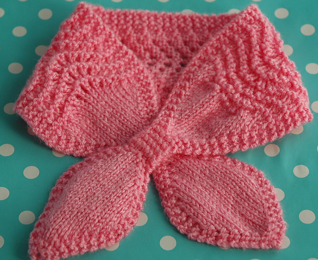 DK - Dog collar cover & dogs lacy scarf