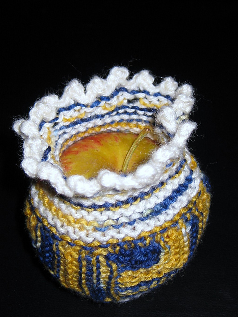 Modular Apple Cozy