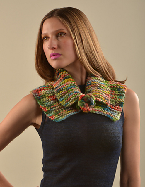 Romance Cowl