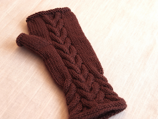 Merlot - Fingerless Gloves