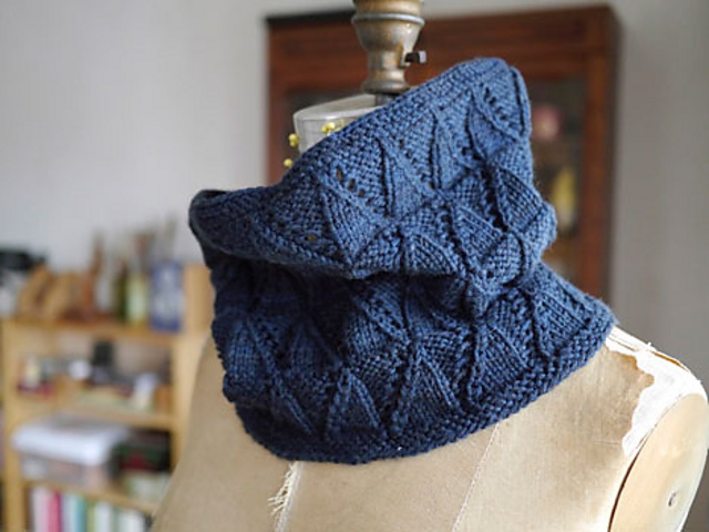 Fall Line Cowl