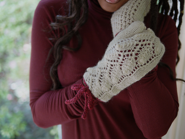 Holly Berry Mittens