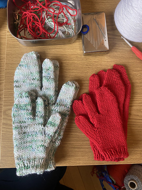 Tabi Mittens Junior