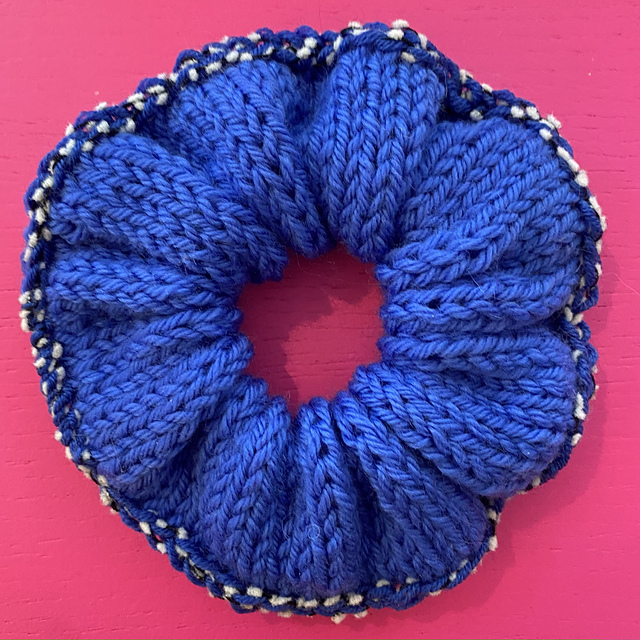 Knit Scrunchie