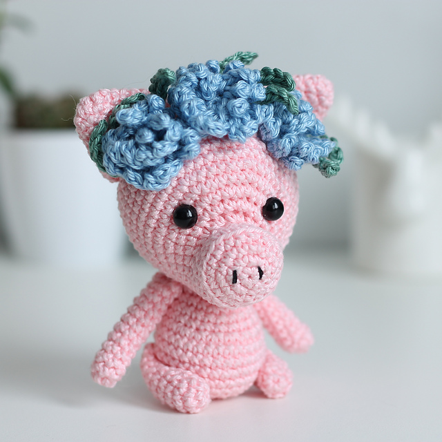 Floret the Pig