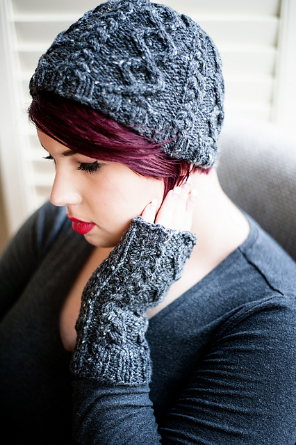 Devil's Churn Mitts