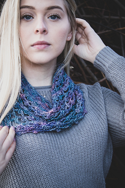 Last Minute Picot Cowl