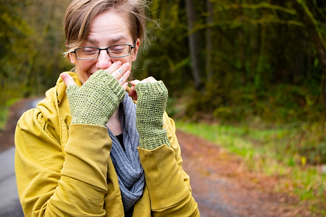 Peridot Mitts