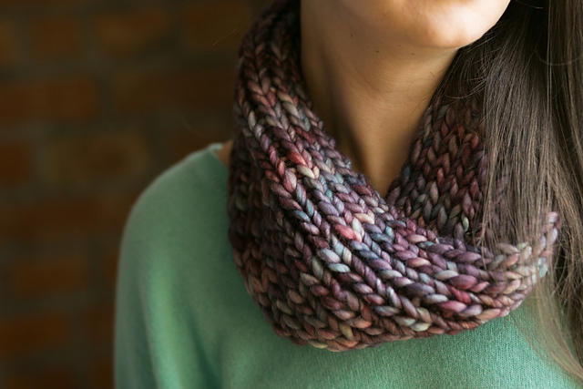 Bulky Ribbed Cowl